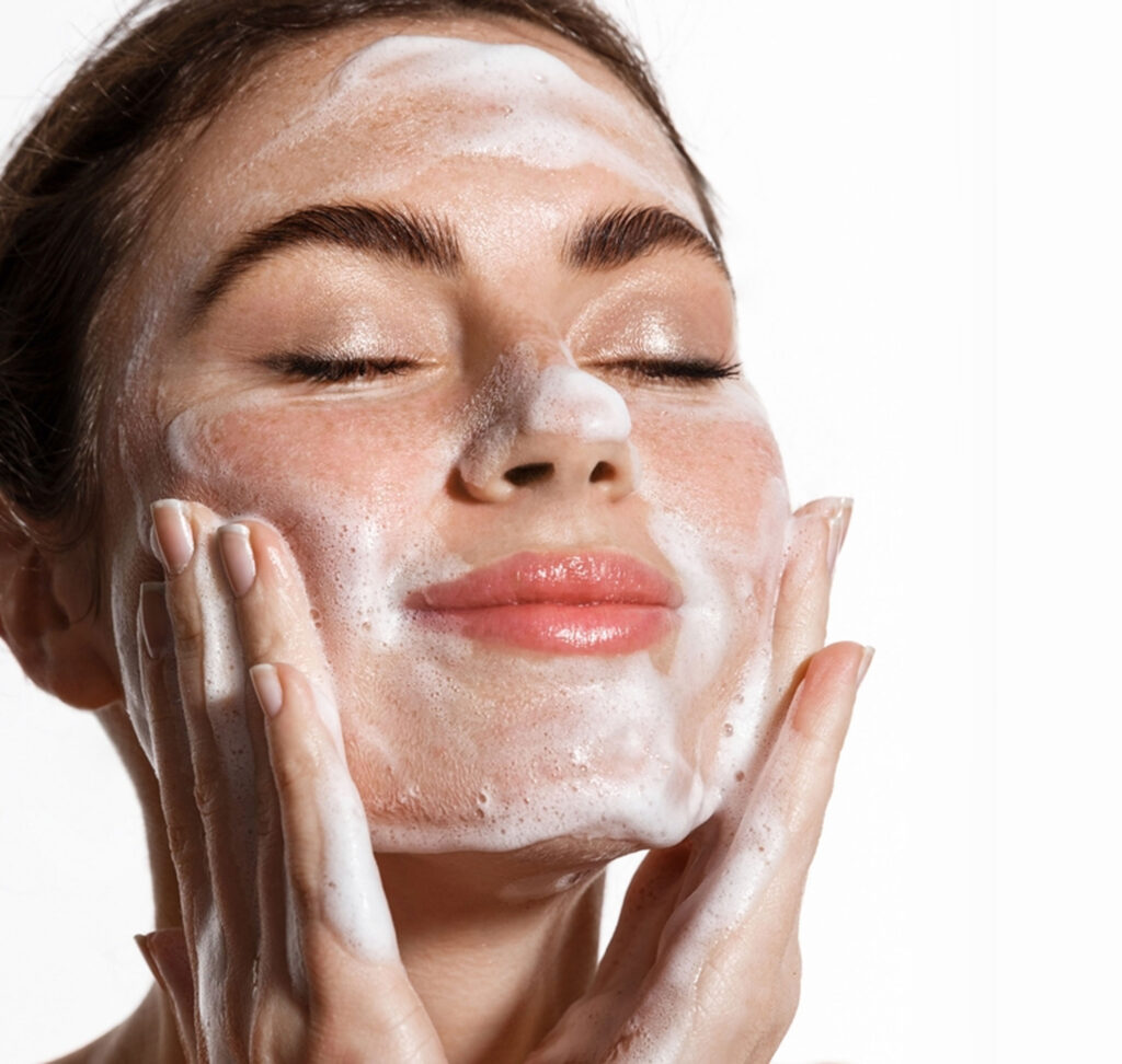 Ultimate Glow & Clean Glycolic Gel Cleanser Cherry Blossom